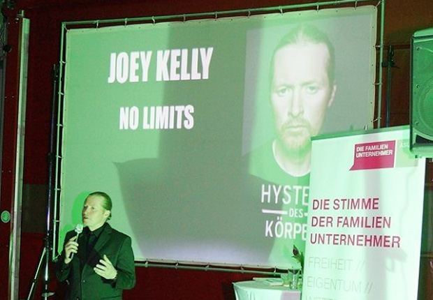 Vortrag mit Joey Kelly in Münster (Foto: kassen & partner diplomvolkswirte partg)