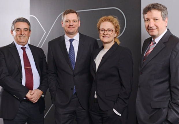 Der Vorstand der Weidmüller Gruppe (v.r.): Dr. Peter Köhler (Vorstandsvorsitzender), Elke Eckstein (Vorstand Operations), Jörg Timmermann (Finanzvorstand) und José Carlos Álvarez Tobar (Vertriebsvorstand). (Foto: Weidmüller)