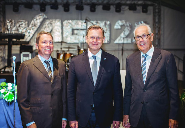 Wolfgang und Sven Hohorst (links) mit Ministerpräsident Bodo Ramelow (Mitte). (Foto: WAGO)