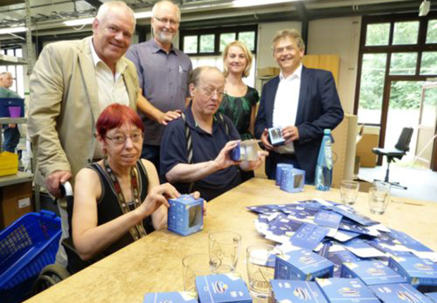 Bielefelder Motive auf Glas, Diakonische Stiftung Ummeln und Christinen Brunnen arbeiten zusammen.