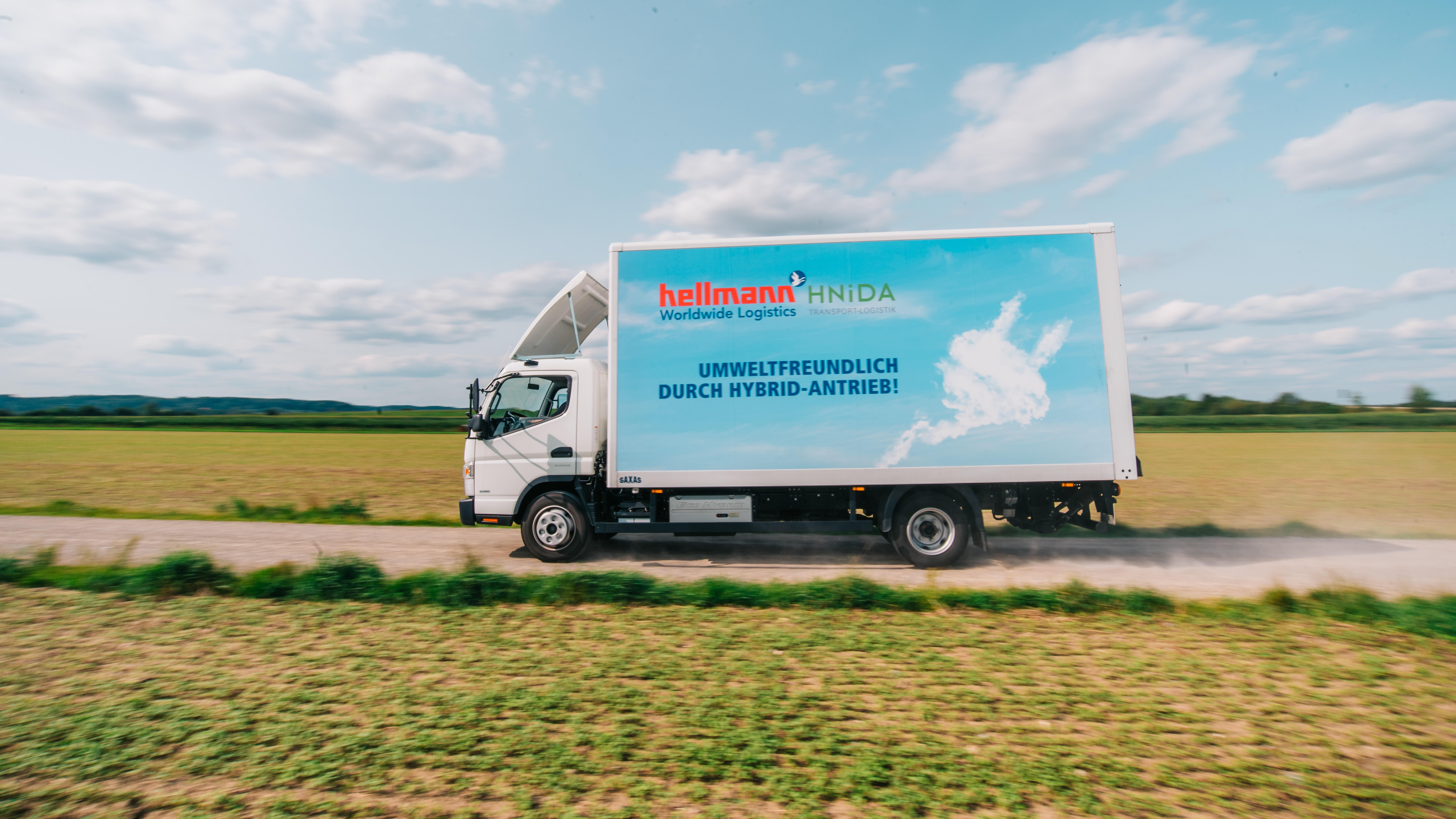 Hellmann will in Städten wie Augsburg nun auf Hybridantrieb setzen (Foto: Hellmann)