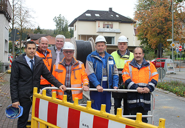 "Mit Innogy haben wir einen starken Partner an unserer Seite.“, schildert Bürgermeister Burkhard Schwuchow zum Glasfasernetz-Ausbau seit August in Büren.