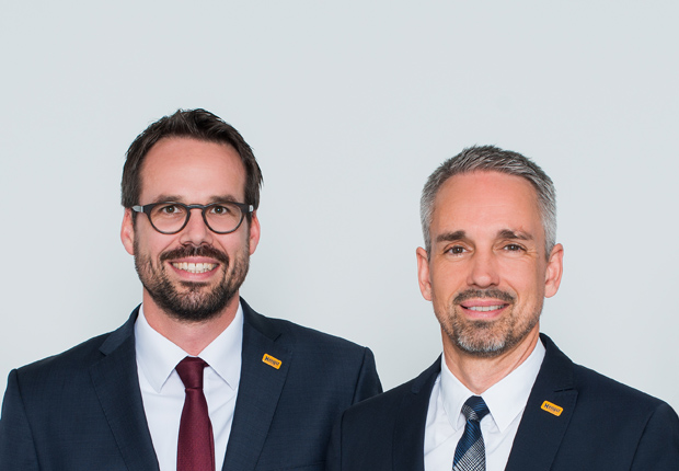 (v.l.) Christopher Heine (Chief Executive Officer) und Jens Röttgering (Geschäftsführender Gesellschafter) verantworten die Unternehmensgeschicke der Hengst Gruppe. (Foto: Hengst)