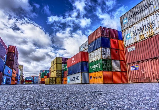 Exportgeschäft trotzt handelspolitischen Stürmen