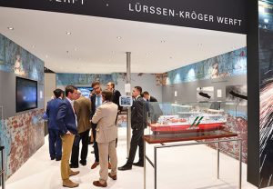Seemeilen voraus: High-Tech auf dem Messestand von Lürssen mit Schendel & Pawlaczyk. (Foto: Schendel & Pawlaczyk)