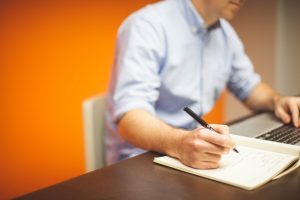 Intelligente Maschinen und neue Geschäftsmodelle – it´s OWL startet fünf neue Projekte. (Foto: StartupStockPhotos/ pixabay)