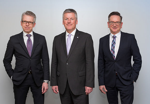 Das Blumenbecker Holding Geschäftsführer Team, v.l.: Olaf Lingnau, Richard Mayer, Harald Golombek. (Foto: Blumenbecker)