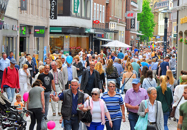 Die Ludgeristraße ist die bestbesuchte Flaniermeile Münsters. Hier werden die Passanten seit einiger Zeit rund um die Uhr elektronisch gezählt. (Foto: WFM Münster/Martin Rühle)