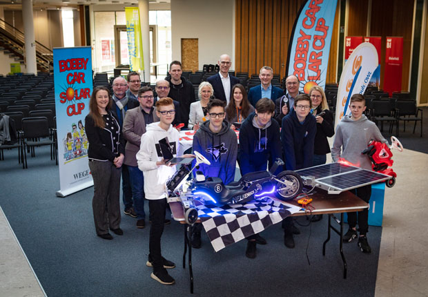 Veranstalter rufen in der WissensWerkStadt Bielefeld zur Teilnahme am Bobby Car Solar Cup 2019 auf. (Foto: Energie Impuls OWL e.V.)