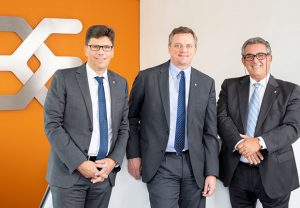 Der Vorstand der Weidmüller Gruppe um Volker Bibelhausen, Jörg Timmermann und José Carlos Álvarez Tobar (v.l.n.r.) ist mit dem Jahr 2018 sehr zufrieden, rechnet aber für 2019 mit einer geringeren Dynamik. (Foto: Weidmüller)