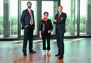 Westfalen Gruppe mit starkem Konzernergebnis. Das Vorstandsteam (von links): Dr. Thomas Perkmann (Vorsitz), Dr. Meike Schäffler und Torsten Jagdt. (Foto: Westfalen AG, Münster)