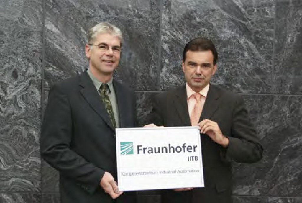 v.l.: Prof. Jürgen Beyerer (Leiter Fraunhofer IOSB) und Prof. Jürgen Jasperneite (Leiter Fraunhofer IOSB-INA) 