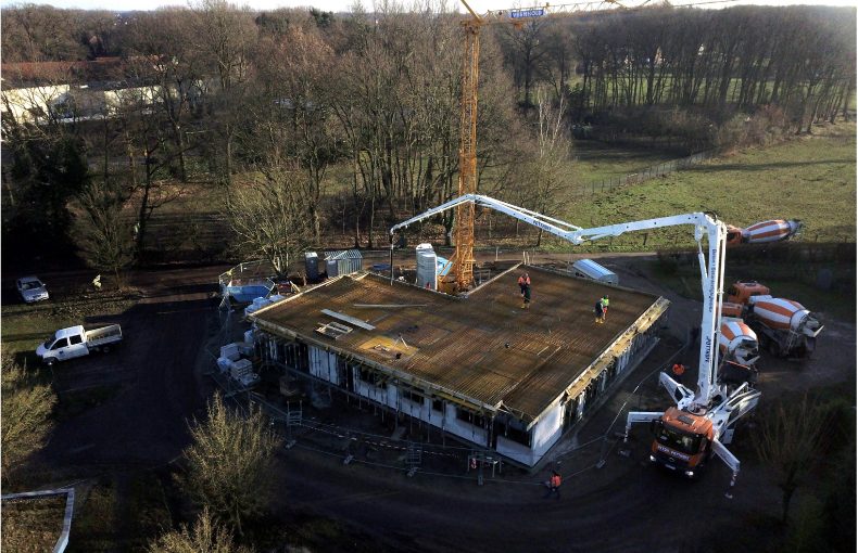 Das neue Bürogebäude mit moderner Architektur und über 250m² Fläche soll noch im Sommer fertiggestellt werden Foto: Tat Themenpark