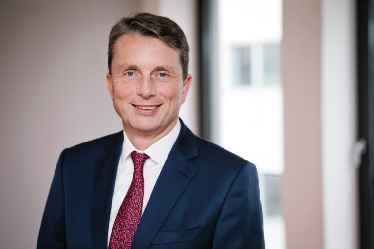 Volksbank Vorstandsvorsitzender Michael Deitert - Foto: Volksbank Bielefeld-Gütersloh