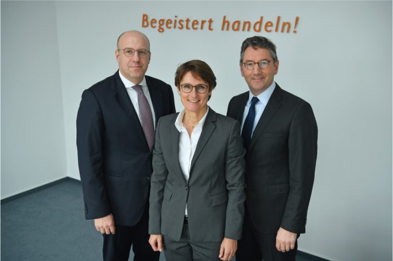 Vorstand der ek/Service Group. Von links, Martin Richrath, Susanne Sorg und Franz-Josef Hasebrink - Foto: EK/servicegroup