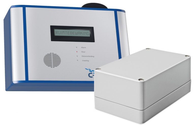 Beispiele des ROLEC-Gehäusesortiments: Das Industriegehäuse aluCASE (links) besteht aus hochwertigem Aluminium-Druckguss und ist standardmäßig mit einer Vertiefung zur Aufnahme von Folientastaturen oder Frontplatten ausgestattet. Die innovativen Gehäuse – wie der „Klassiker“ aluNORM (rechts) –überzeugen mit sorgfältiger Verarbeitung, hoher Dichtheit und hochwertigen Materialien für außerordentliche Langlebigkeit und einen flexible Einsatzmöglichkeiten. - Bild: ROLEC Gehäuse-Systeme GmbH