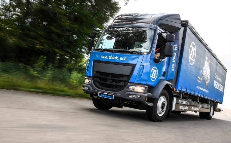 Der E-Truck Prototyp des Technologiekonzerns ZF Friedrichshafen AG. Die technotrans SE hat ein kundenspezifisches Thermomanagement für den Truck entwickelt. - Foto: ZF Friedrichshafen AG