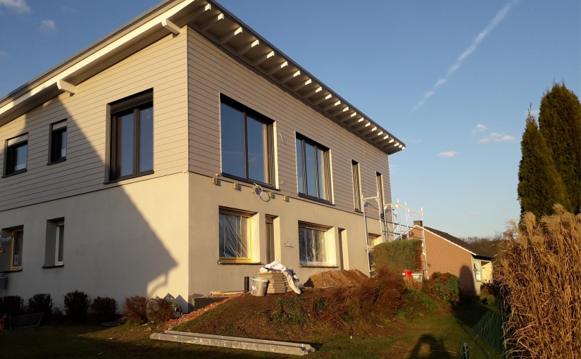 Haus nach der Aufstockung mit Holz-Bau. - Foto: Kaiser-Haus