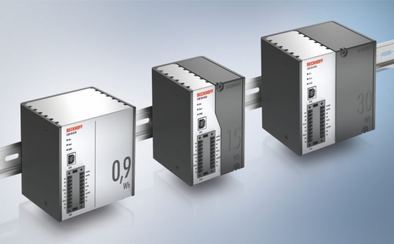 Die neue USV-Serie umfasst derzeit eine kapazitive (links) und zwei batteriegestützte Varianten. - Foto: Beckhoff Automation