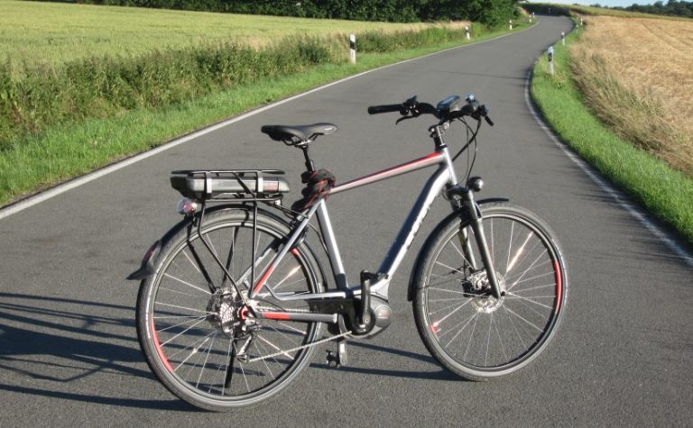 Die im Fahrradfachahndel gestiegenen Umsatzanteile bei den Pedelecs führten insgesamt zu höheren Umsätzen aber niedrigeren prozentualen Gesamtmargen. - Foto: Frank Möller / Press Medien