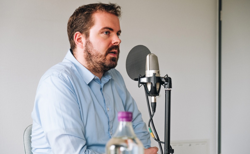 Benjamin Beloch ist nicht nur Gründer, sondern auch Unternehmensnachfolger. Davon berichtet er im Podcast-Interview. Gründer und Nachfolger Benjamin Beloch (Gronau). - Foto: © opwoco Media GmbH