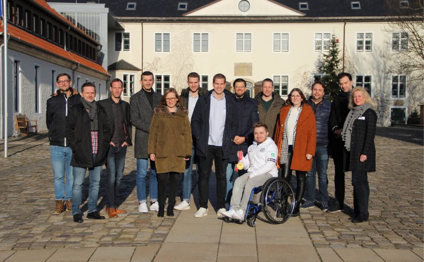 Paralympics-Sieger Valentin Baus besucht die Gauselmann Gruppe