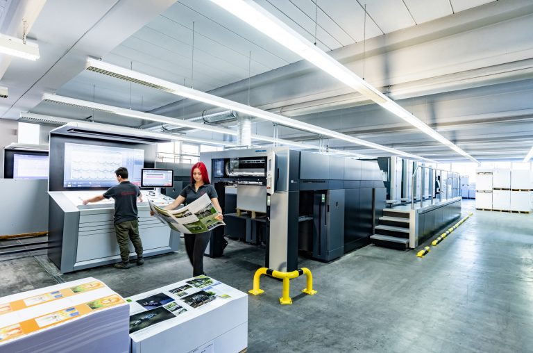 Heidelberg hat die neue Speedmaster CX 104 jetzt auch auf der Expo2020 in Dubai vorgestellt und damit den offiziellen Markteintritt der neuen Universalmaschine in der Region des Nahen Ostens markiert. (Foto: Heidelberger Druckmaschinen AG)