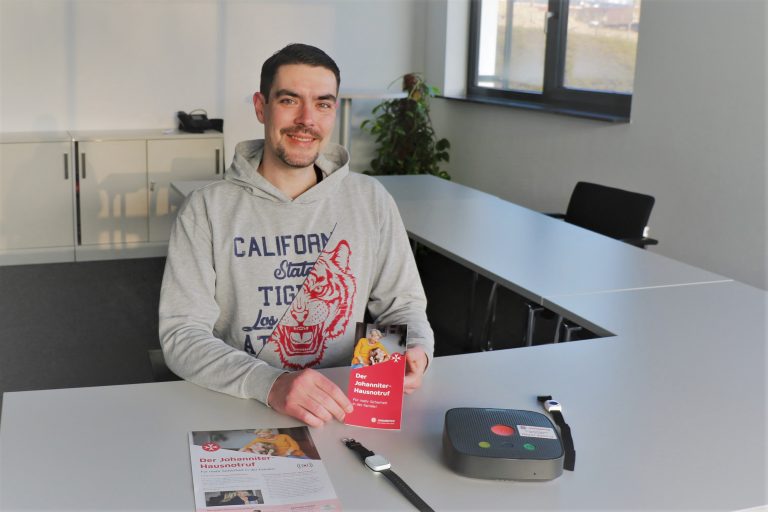 Johanniter Lippe-Höxter erweitern Produktportfolio im Hausnotruf (Foto: Johanniter Lippe-Höxter)
