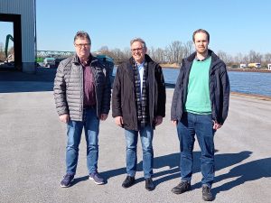 (v. l.) Karl-Heinz Eikenhorst, Markus Hanning, Timo Buschendorf (Foto: (© Raiffeisen Lübbecker Land AG)