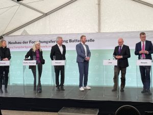 Spatenstich erfolgt: Land Nordrhein-Westfalen startet Bau der Forschungsfertigung Batteriezelle in Münster (Foto: MKW)