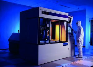 Drei-Achs-Maskensystem für den Einsatz in der Standard-, Elektronenstrahl- und hochauflösenden sowie automatisierten UV-Lithografie (Foto:123RF/babar760)