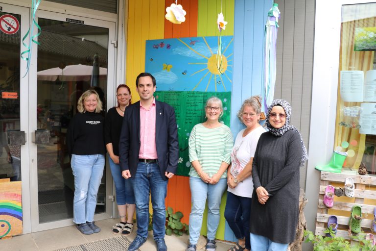 Bürgermeister besucht Johanniter-OGS Lügde (Foto: Johanniter)