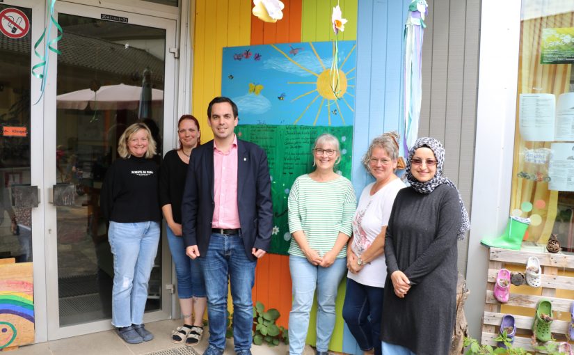 Bürgermeister besucht Johanniter-OGS Lügde (Foto: Johanniter)