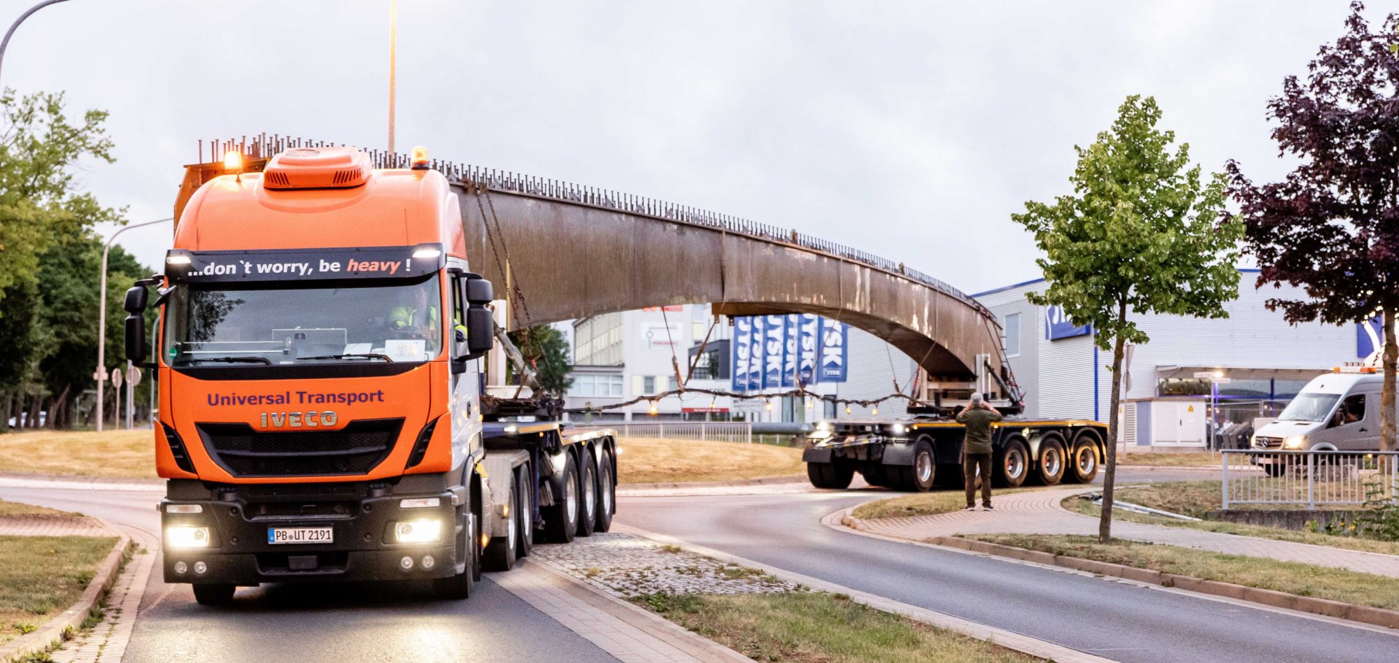 Brückenträger Fahrt (Foto: Universal_Transport)