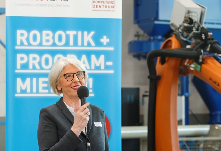 Petra Michalczak-Hülsmann Geschäftsführerin gfw – Gesellschaft für Wirtschaftsförderung im Kreis Warendorf mbh (Foto: gfw/MünsterView)