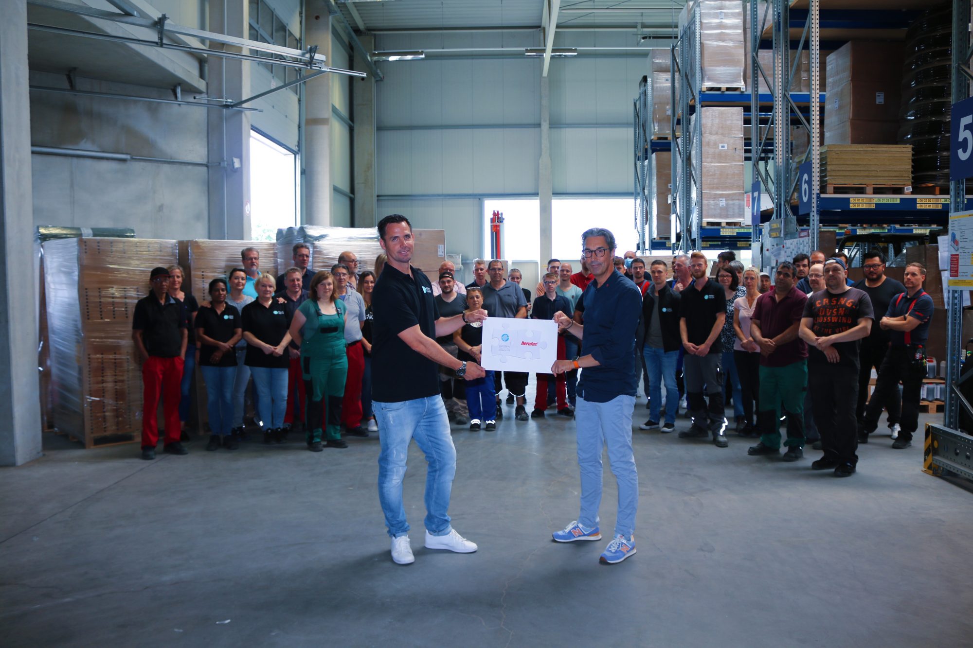 Das neue Kompetenzzentrum von herotec bündelt die Erfahrungen rund um wassergeführte und elektrische Fußbodenheizungen. (Foto: herotec GmbH Flächenheizung, Ahlen)