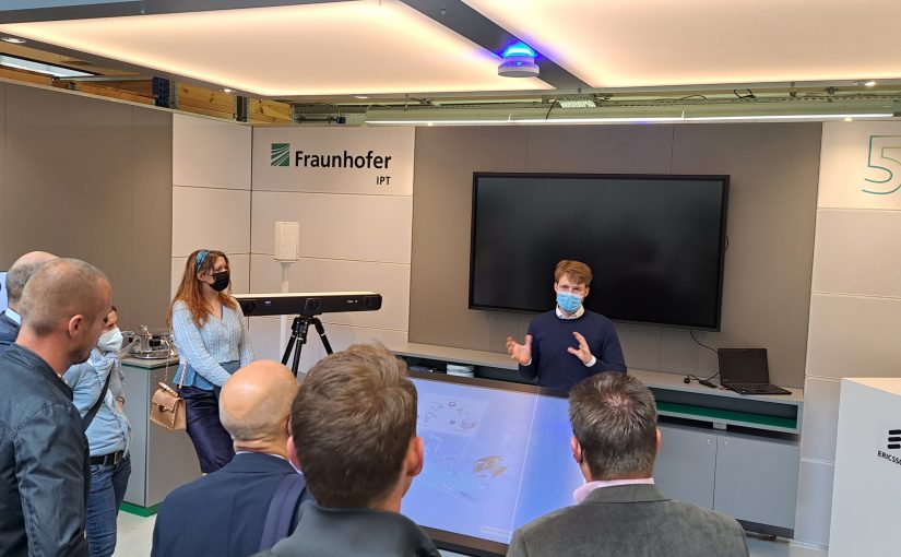 Die Teilnehmerinnen und Teilnehmer der Scouting Reise erlebten auf dem 5G Campus in Aachen das Engineering der Zukunft. 5G-Industrie Campus Europe in Aachen (Foto: Münsterland e.V.)