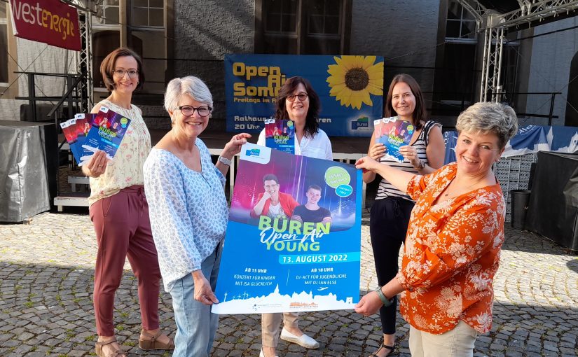 Isabel Schulte (Stadtmarketing), Anita Küppers (OGS Wegwarte Büren), Ulrike Kahler (Bürener Bündnis für Familie und Bildung), Annika Sürig (Kuratorium für Kinder- und Jugendarbeit), Anja Schwamborn (Jugendpflege Büren). (Foto: Stadt Büren)