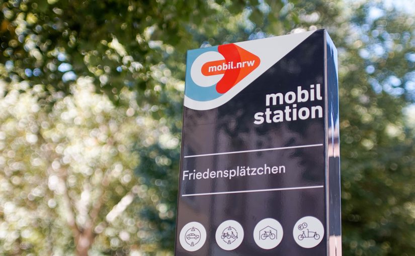 Auch die zweite Mobilitätsstation in Düsseldorf verfügt über eine Vielzahl von Sharing- und Mobilitätsangeboten (Foto: Connected Mobility Düsseldorf (CMD).)