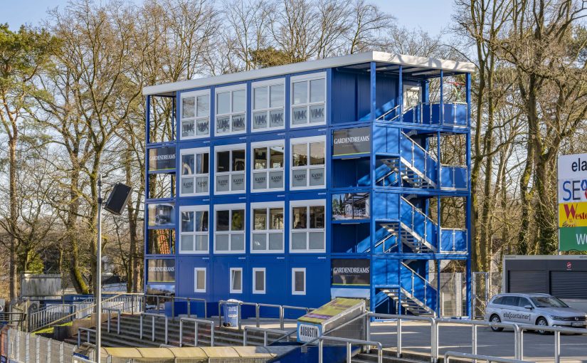 ELA Container liefert „VIP-Tower“ für den SV Meppen