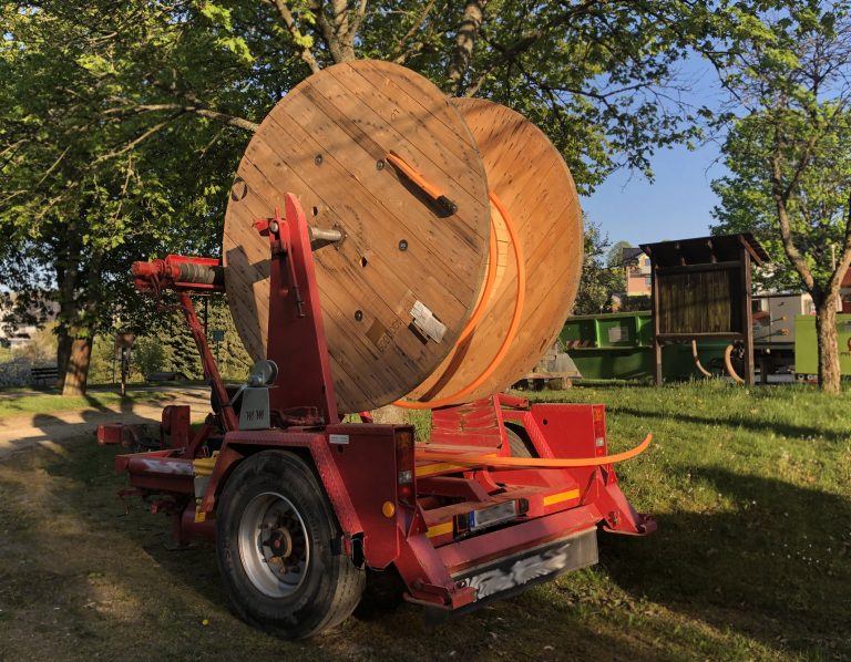 Kabeltrommeln bringen Glasfaser-Infrastruktur ins Land. (Foto: HPE)