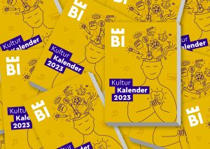Den Taschenkalender „Bielefelder Kultur 2023“ mit vielen Veranstaltungstipps und Kulturhighlights fürs kommende Jahr gibt es zu jedem Kulturgeschenk gratis dazu. (Foto: Bielefeld Marketing GmbH)
