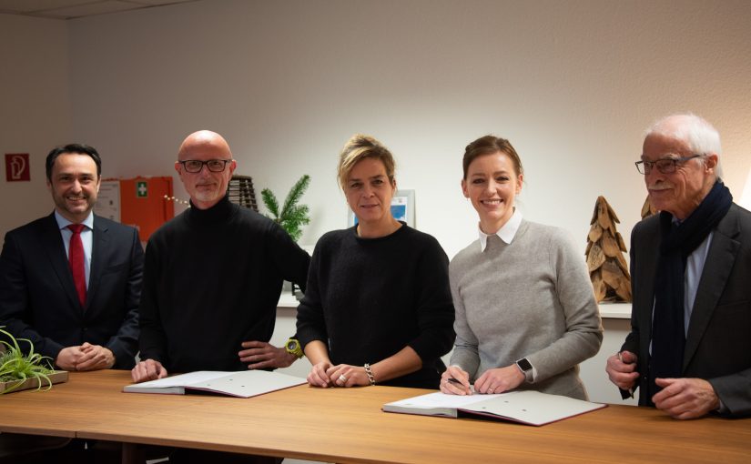 kunststoffland NRW und die Regionalinitiativen Kunststoffe in OWL e. V. und Interessengemeinschaft Kunststoff e. V. (IGK) schließen sich zu einem schlagkräftigen Bündnis zusammen