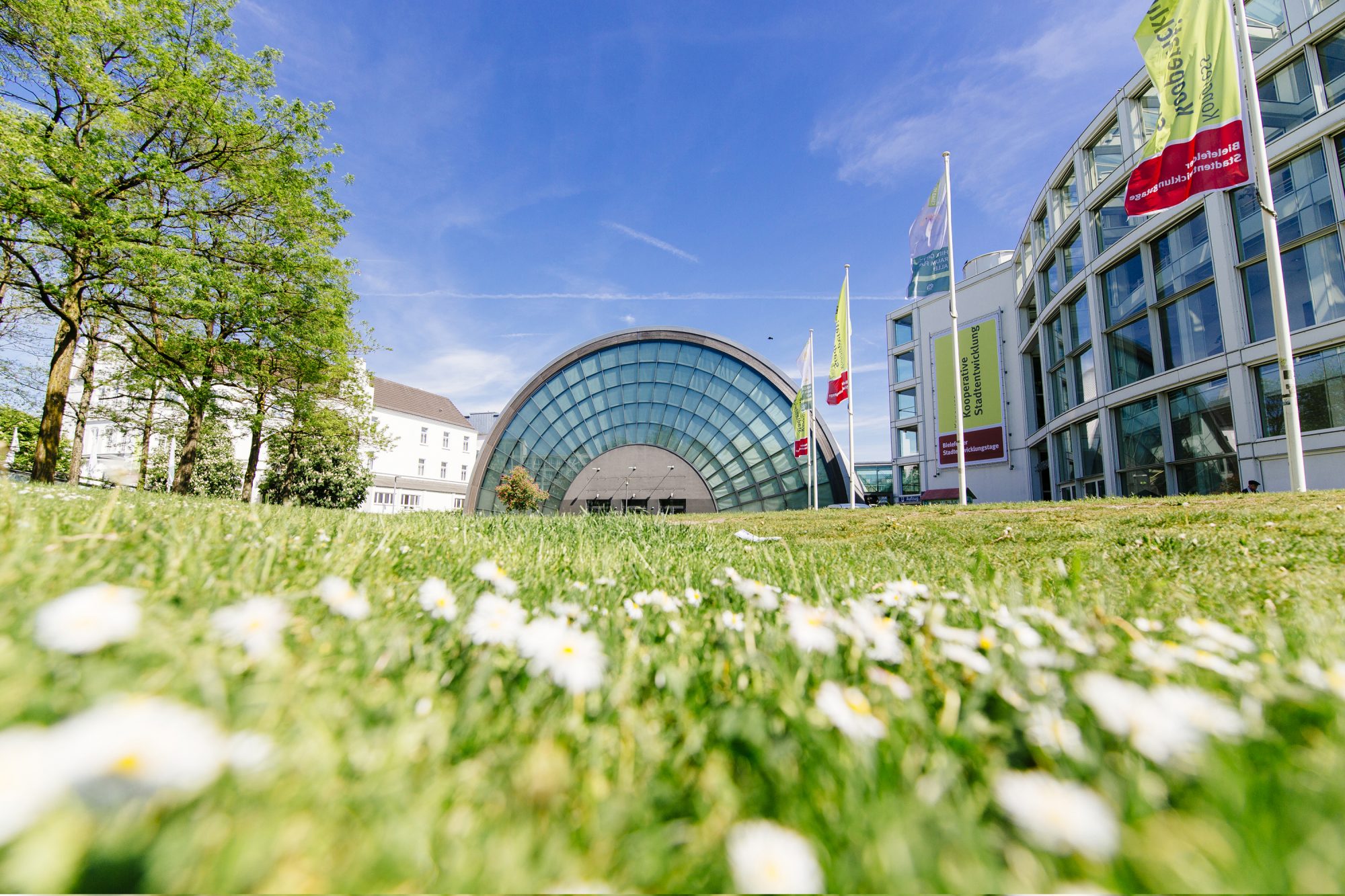 Tagungen und Kongresse, zum Beispiel in der Stadthalle Bielefeld, sorgen regelmäßig für eine gute Auslastung der Hotels in der Stadt. (Foto: Bielefeld Marketing GmbH)