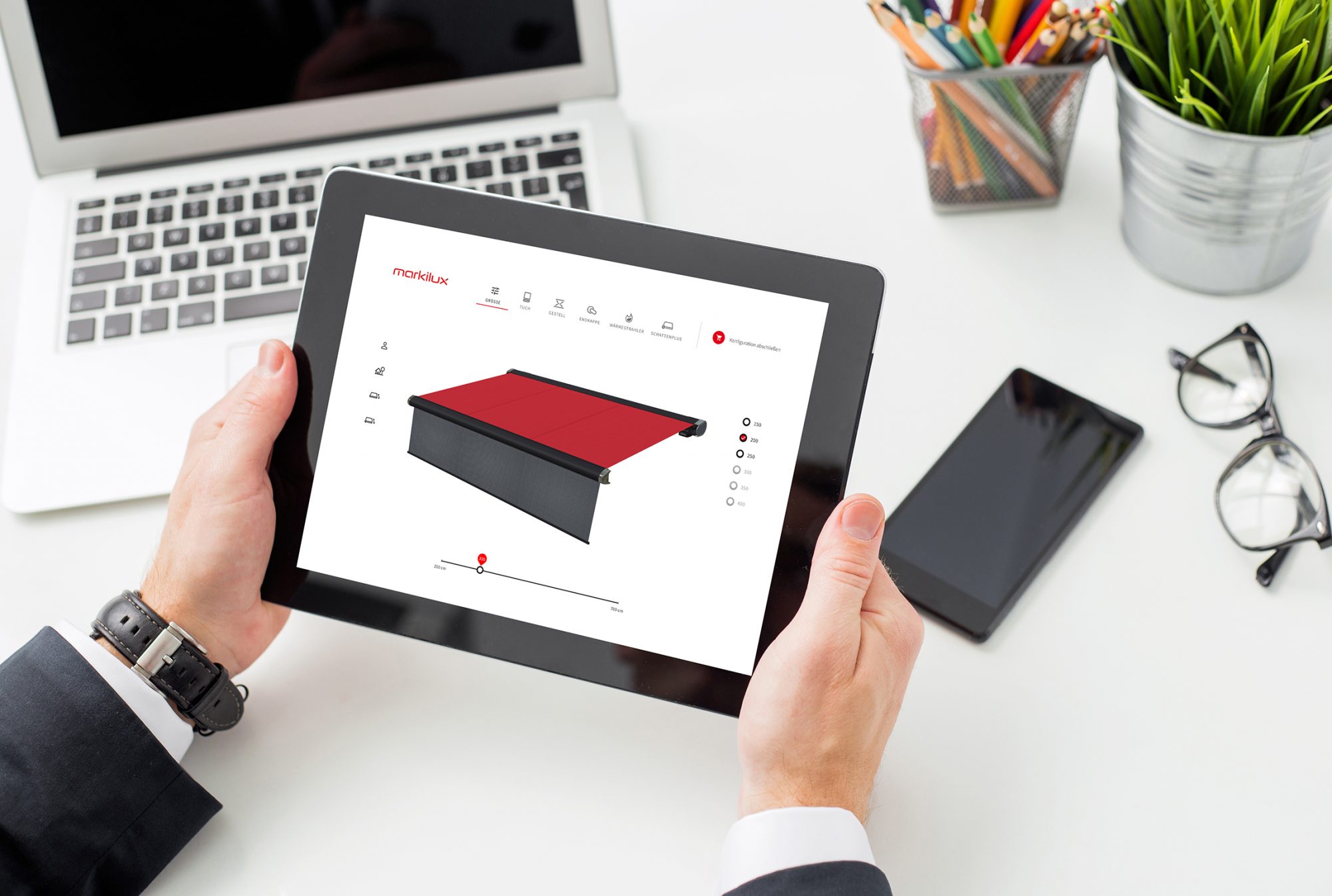 Markisenexperte markilux unterstützt seine Fachhandelspartner beim Online-Marketing. Und zwar in Form eines modularen Website-Systems mit integrierbaren digitalen Tools. Sie sollen den Arbeitsalltag erleichtern und für neue Kunden sorgen. (Foto: Markilux)