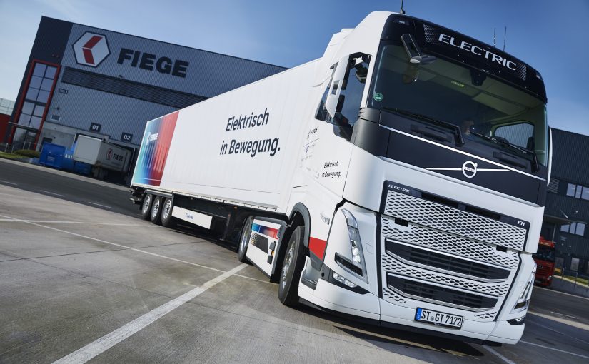 Emissionsfreier Transport: Fiege nimmt erste E-Lkw in Betrieb