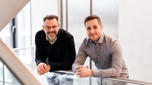 „Vertriebschef Frank Ibounig (links) und Geschäftsführer Michel Weber.“ (Foto: Medium Digital GmbH)