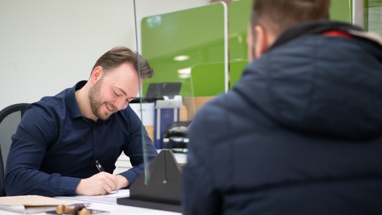 Andreas Busch - nachgestellte Szene - (Foto: Stadt Detmold)