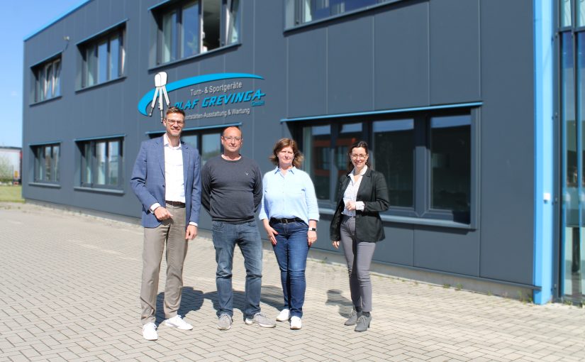 v.l.n.r. Ingo Niehaus, Olaf Grevinga, Christa Grevinga, Gisela Horstmann beim Unternehmensgespräch (Foto: EWG für Rheine mbH)