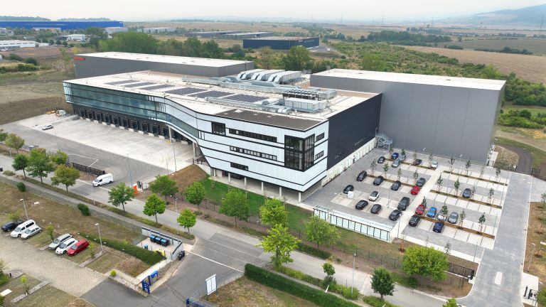 Das neue Weidmüller Distribution Center wurde offiziell in Betrieb genommen. (Foto: Weidmüller)